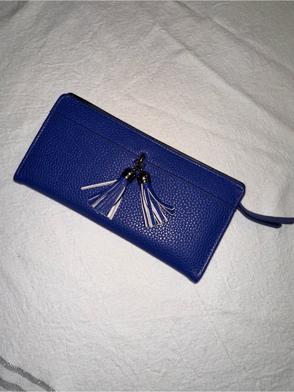 ⭐️ Blue Faux Leather Tassel Zip Wallet